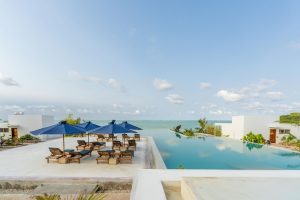 IM_TZ_ZNZ_Legendary-Zanzibar_Pool-scaled